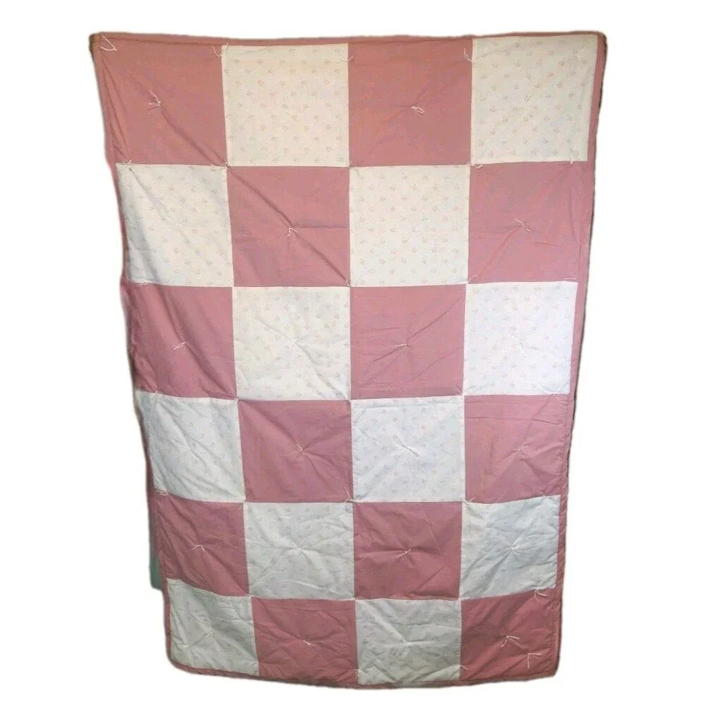 Lap Quilt Top Handmade Wall Hanging, Lap Throw, Table Throw Pink 67X45in Cottage